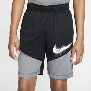 Nike Boys L Dominate Training Shorts